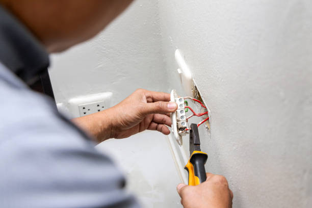 Best Circuit Breaker Repair  in Marion, WI